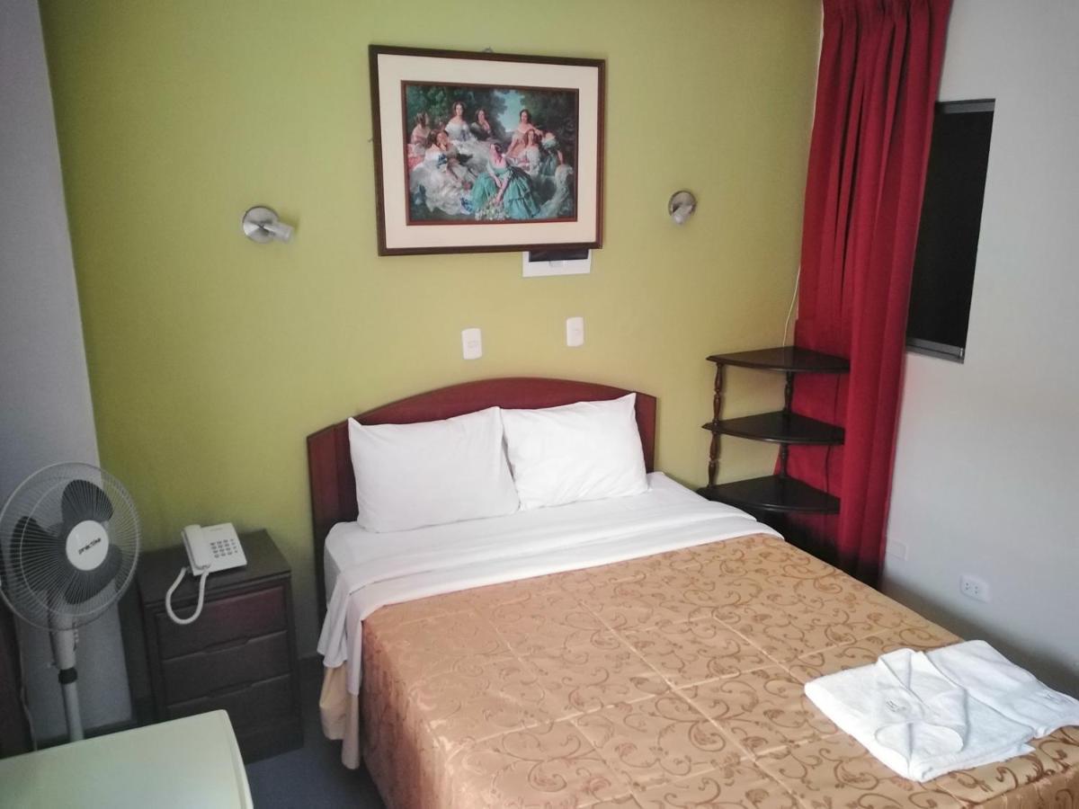 Hotel Plaza Bolognesi 344 트루히요 외부 사진