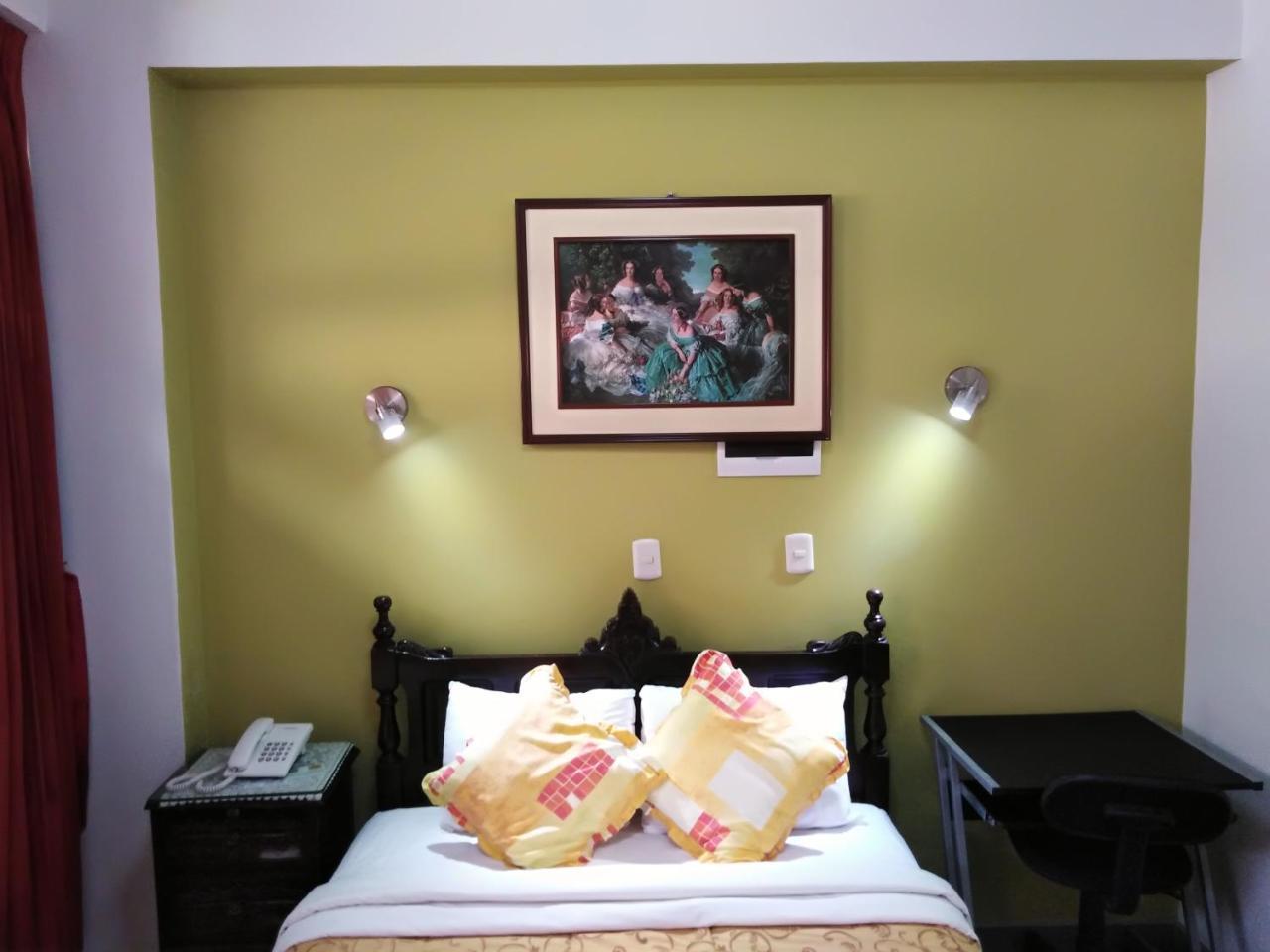 Hotel Plaza Bolognesi 344 트루히요 외부 사진